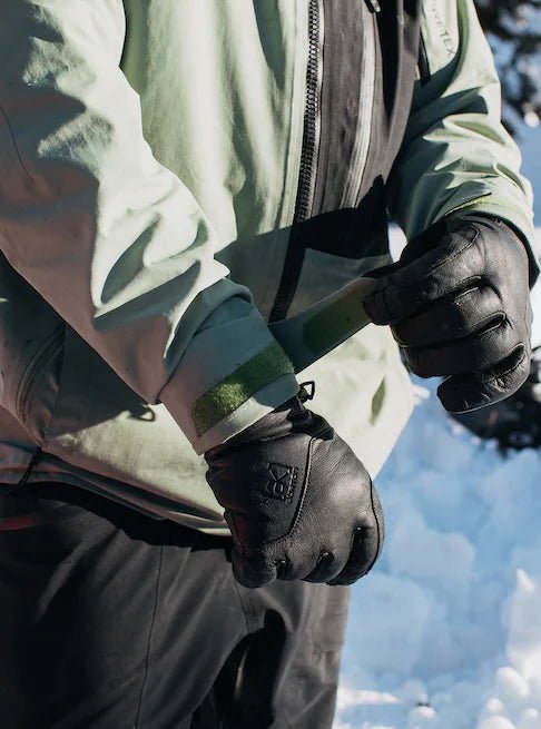 Burton [AK] Cyclic GORE - TEX Mens Jacket Hedge Green / Black - Elevation107