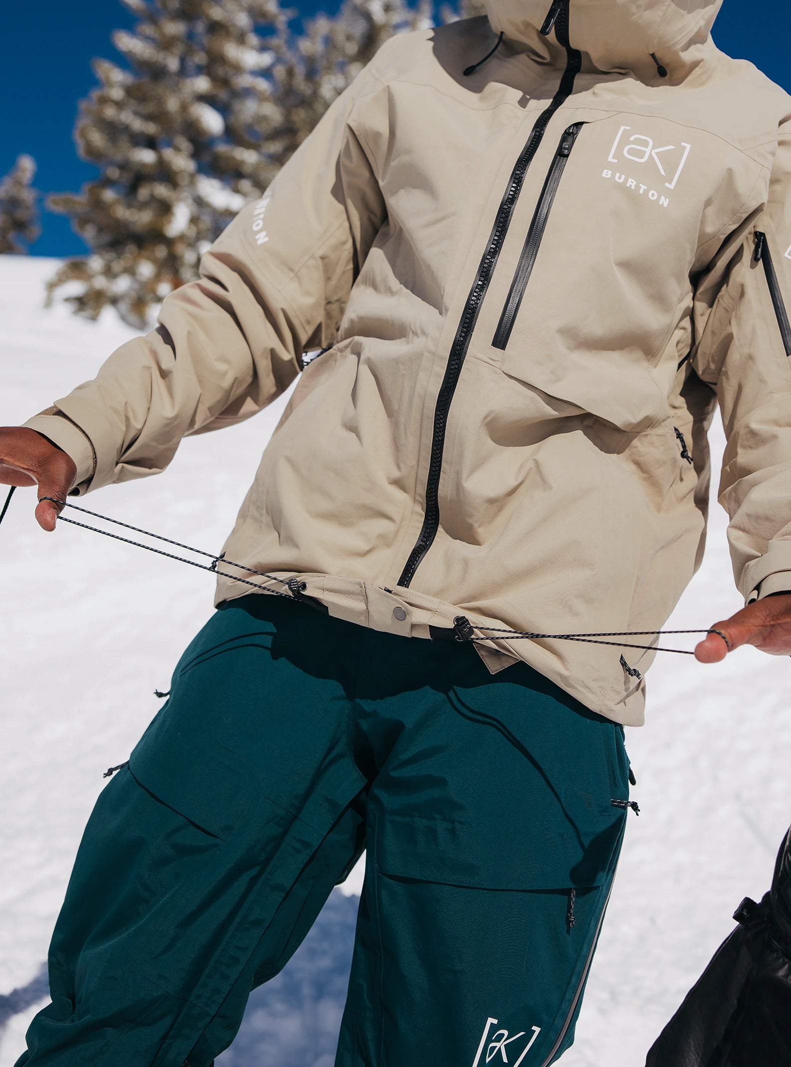 Burton [ak] Helitack GORE - TEX Jacket Mens 2025 Summit Taupe - Elevation107