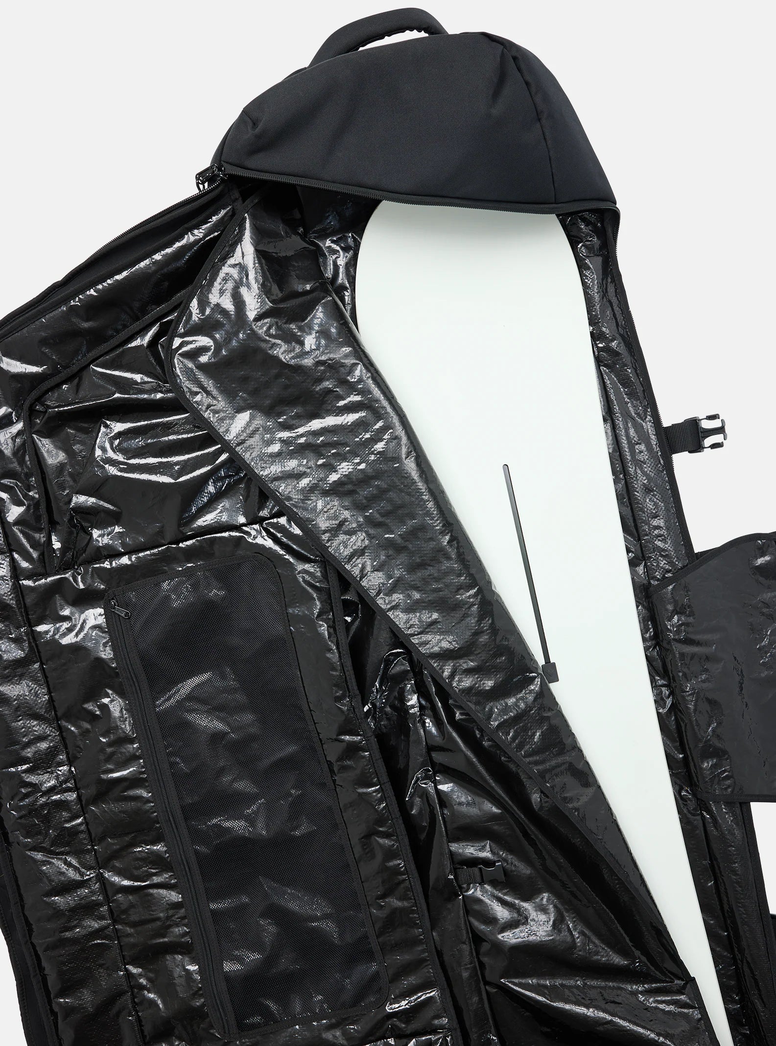 Burton Wheelie Flight Attendant Snowboard Bag 2026 Black - Elevation107