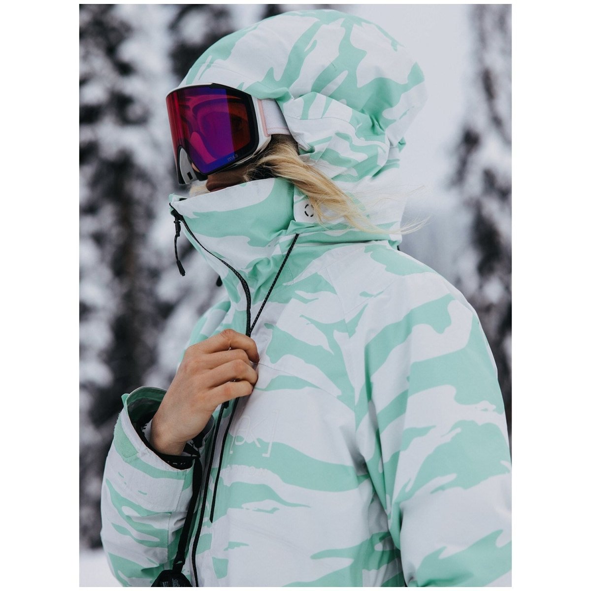 Burton [ak] Embark GORE - TEX Jacket Womens 2025 Oversized Zebra - Elevation107