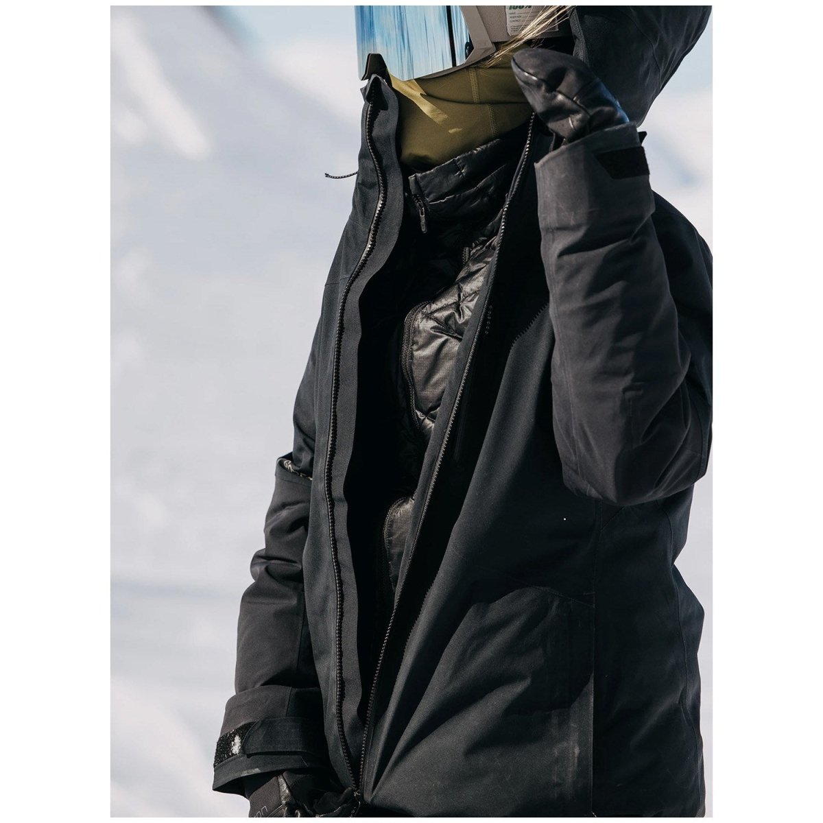 Burton [ak] Embark GORE - TEX Jacket Womens 2025 Black - Elevation107